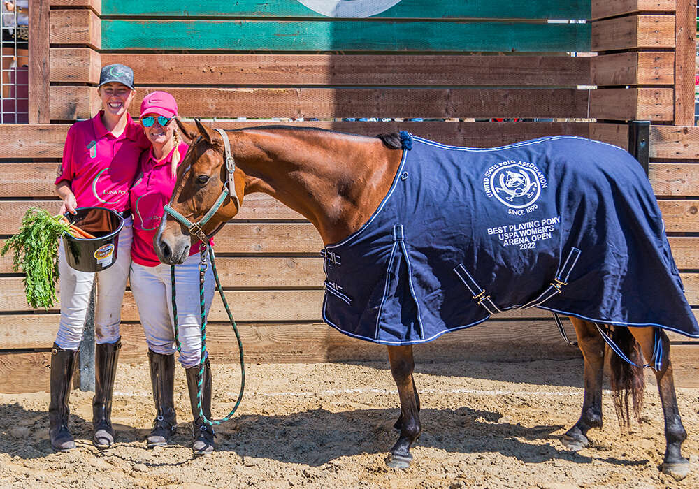 Best Playing Pony Fifi, played and owned by Jennifer Alexy, pictured with Kasia Lindgren.