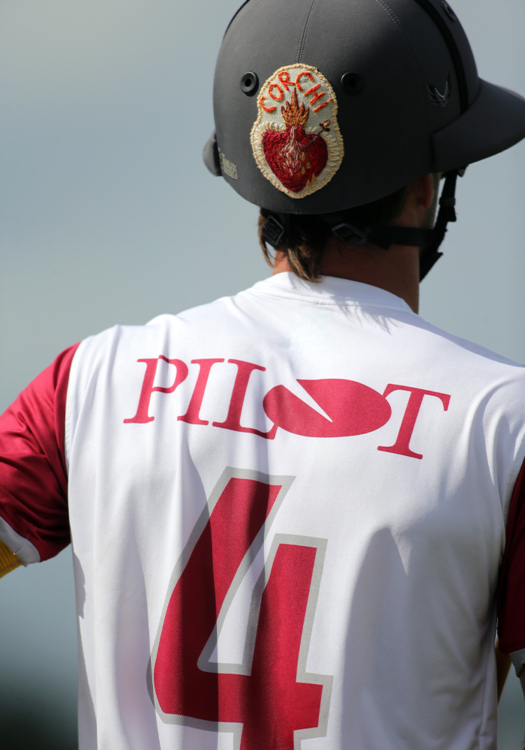 Pieres sporting a patch on his helmet through the GAUNTLET competition to show support for Corchito Zavaleta's recovery. ©David Lominska